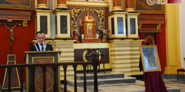 Fernández Aranda presentó el cartel de la Misericordia con una defensa de la Eucristía