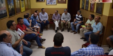 Las 15 hermandades se plantan y no montarán sus casetas si no se dan cambios en las tasas