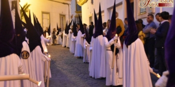 Columna plantea la devolución de túnicas y papeletas de sitio a partir del 15 de junio