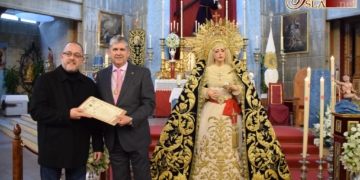 José Manuel Belizón entregó la marcha ‘La Amargura’ a la Hermandad de Afligidos