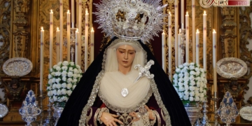 Domingo de Pasión (IV) – Besamano a María Santísima de la Trinidad