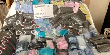 Vera-Cruz entrega 646 mascarillas, 24 gorros y salvaorejas para protección del COVID-19
