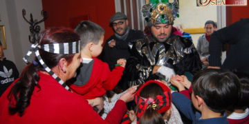 El Heraldo Real recogió las cartas de los jovencísimos cargadores cofrades