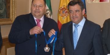 Jesús Nazareno lucirá a partir del viernes la medalla corporativa de San Fernando
