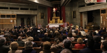 La Banda de San José Artesano deleita con marchas de corte sobrio en el Santo Cristo