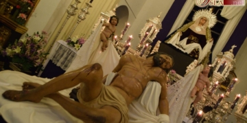 Con el Besapié al Cristo de la Salvación concluyeron los cultos cuaresmales de Caridad