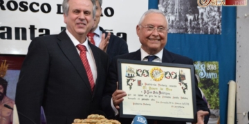El Rosco de Oro reconoce a José Coto más de medio siglo dedicado a las cofradías