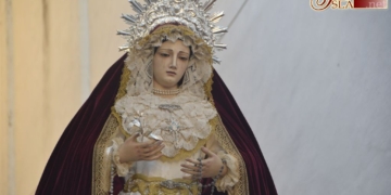 Soledad suspende el Rosario de la Aurora por las calles del barrio de la Iglesia Mayor