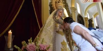 La Virgen de las Lágrimas expuesta en Besamano durante toda la jornada de hoy