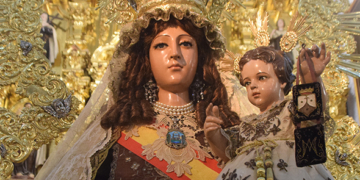 Función y Besamano a la Virgen del Carmen en el LXVI aniversario de su Coronación