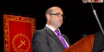 Juan Pedro García lleva al Teatro de Las Cortes un pregón de cargador a cargador