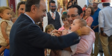 Estrenos, nuevos hermanos y reconocimientos en el primer día del Triduo a la Pastora