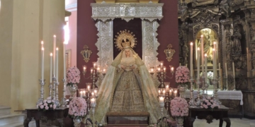 Función y Besamano para clausurar los cultos a María Santísima de las Lágrimas