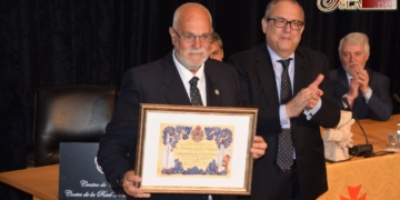 Resurrección homenajea la dilatada historia en la carga de Antonio Coello Vázquez