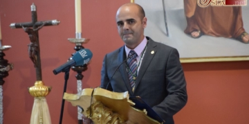 Versos, sevillanas y puro sentimiento para traer la Romería del Rocío de Almonte a La Isla