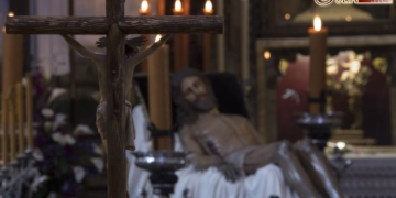 Domingo de Pasión 2016 (y XV) – Besapié al Santísimo Cristo de la Redención