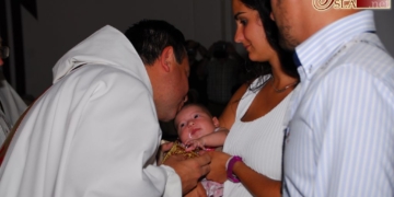 Los recién nacidos fueron presentados ante las plantas de la Virgen del Carmen