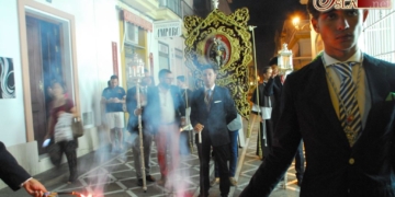 Llegó el 15 de agosto a la Pastora entre antorchas y el texto sincero de Ana María Fernández