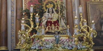La Función a la Pastora como preludio de la procesión que saldrá a las siete y media de la tarde