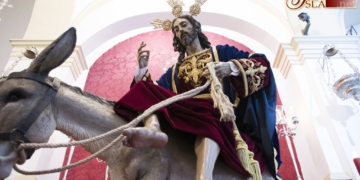 Cristo Rey expuesto en Besapiés durante toda la jornada por el XXV aniversario de su bendición