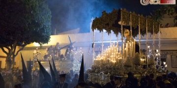 Misericordia se reencuentra con su historia en una noche de Jueves Santo completa
