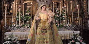 La Virgen del Buen Suceso de Cádiz estuvo expuesta en devoto Besamanos