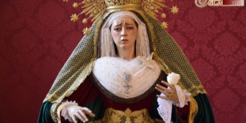 La Esperanza de la Oliva expuesta en Besamano por el cuarto domingo de Adviento