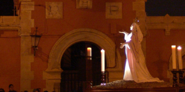 Los horarios de salida de Rosario y Tres Caídas marcan las principales novedades de los itinerarios de la Semana Santa de 2014