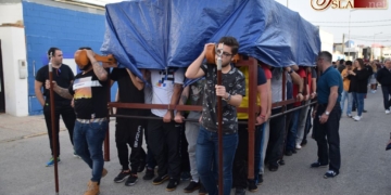 La cuadrilla de la Expiración de Cádiz vino a Fadricas para ensayar junto a Lágrimas