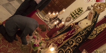 La Venera conmemora su XXVII aniversario con una ofrenda ante la Virgen de la Espranza