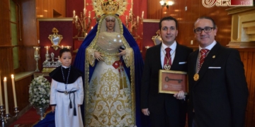 El pregonero recibió en la mañana del Domingo de Pasión las llaves de la capilla de La Salle