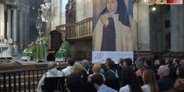 La familia carmelitana abrió el año teresiano con un Pontifical en la Catedral de Cádiz