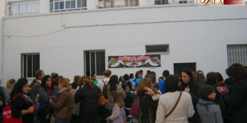 Los más jóvenes de la Parroquia de la Pastora colaboran con Cáritas con su anual ‘chocolatada’