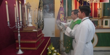 Eucaristía y ofrenda floral al Beato Marcelo Spínola en la Hermandad del Huerto