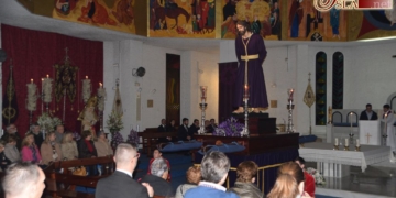 El Vía-Crucis de Prendimento el octavo en tener que celebrarse en interior por la lluvia
