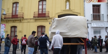 Los pasos de Cristo Rey ya en la capilla de La Salle a la espera del Domingo de Ramos