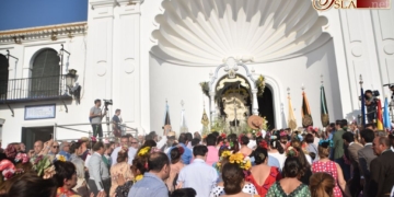 La presentación de la filial rociera isleña ante la Matriz de Almonte gana en respaldo por años