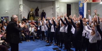 El concierto de Santa Cecilia de la Coral Logar de la Puente nuevo éxito junto a los más pequeños