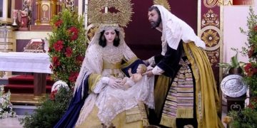 Un Belén en la Iglesia de la Pastora con las imágenes secundarias de Misericordia