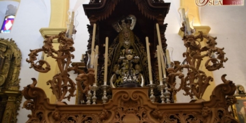 El paso de la Virgen de los Dolores de Servitas ya luce con los candelabros de guardabrisas