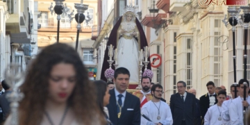 La Virgen de la Soledad presidió el último rosario de la aurora de mayo en la Iglesia Mayor
