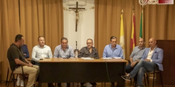 Francisco Vela presentó su candidatura al cabildo de Nazareno ayer en el Cristo