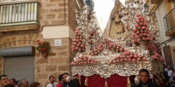 La Virgen del Rosario ya se encuentra en la Catedral de Cádiz para participar en el Corpus