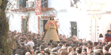 La Virgen del Rocío descansa en Almonte tras un intenso traslado cargado de ilusión