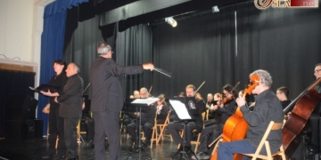 La orquesta de San José participó en el concierto benéfico de la Hermandad del Nazareno