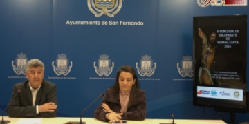 Arjona presenta el Concurso de Escaparates de Semana Santa organizado por Acosafe