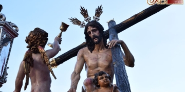 Casi seis horas y un recorrido novedoso para la participación de Humildad y Paciencia en el Vía-Crucis del Consejo