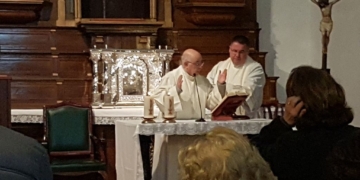 Vez y Piñero participaron esta mañana del primer adiós de la jornada a las Capuchinas
