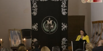 Susana Rodríguez presentó el cartel anunciador de la salida procesional de la Soledad
