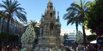 Monseñor Mazuelos presidió la procesión del Corpus Christi de Jerez de la Frontera
